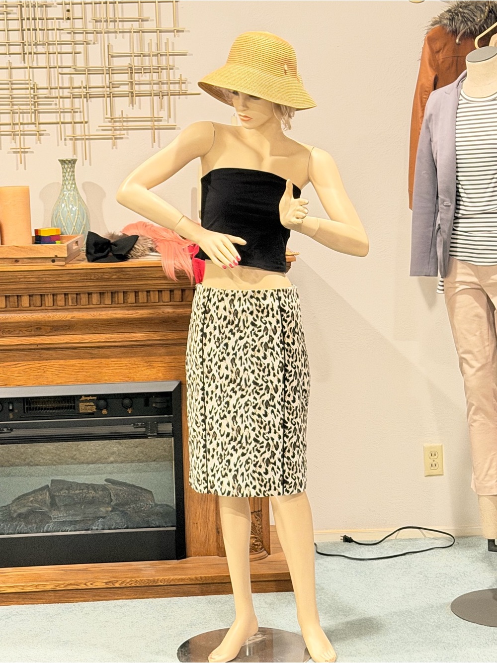 Complete outfit- Leopard Print Pencil Skirt in Cream and Black